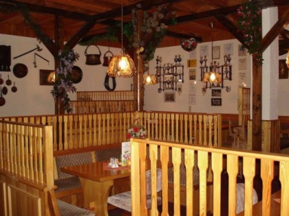 照片: Lobst&amp;auml;dt Kastanienhof